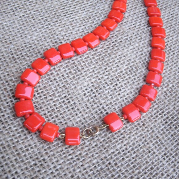 Vintage Handmade Red Glass Bead Necklace - Picture 4 of 10